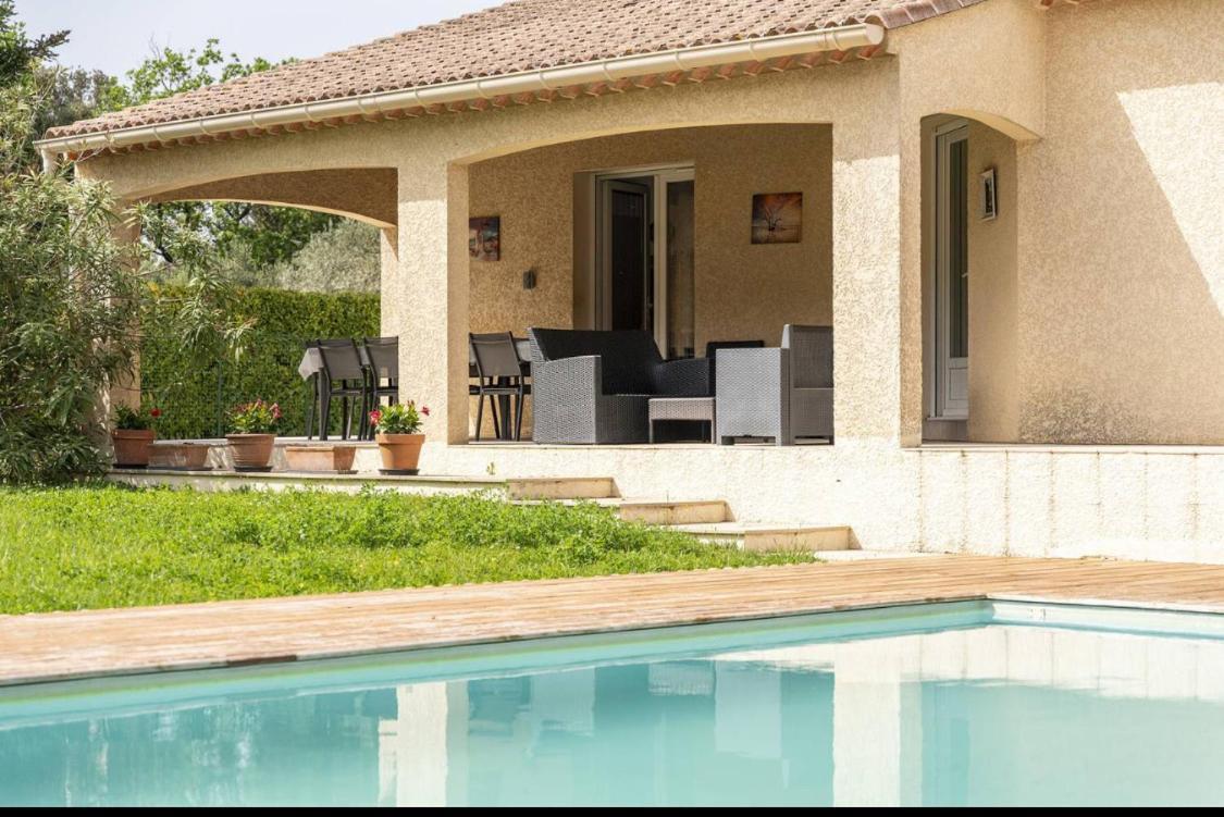 Gite Les Oliviers 10 Pers Piscine Au Calme 4 Etoiles Saint-Laurent-la-Vernède Exterior photo